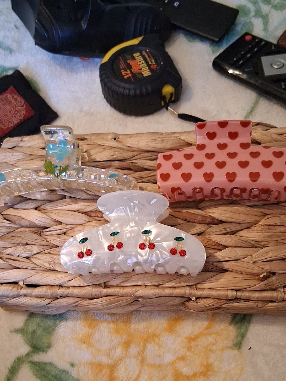 3 Medium Hair Clips